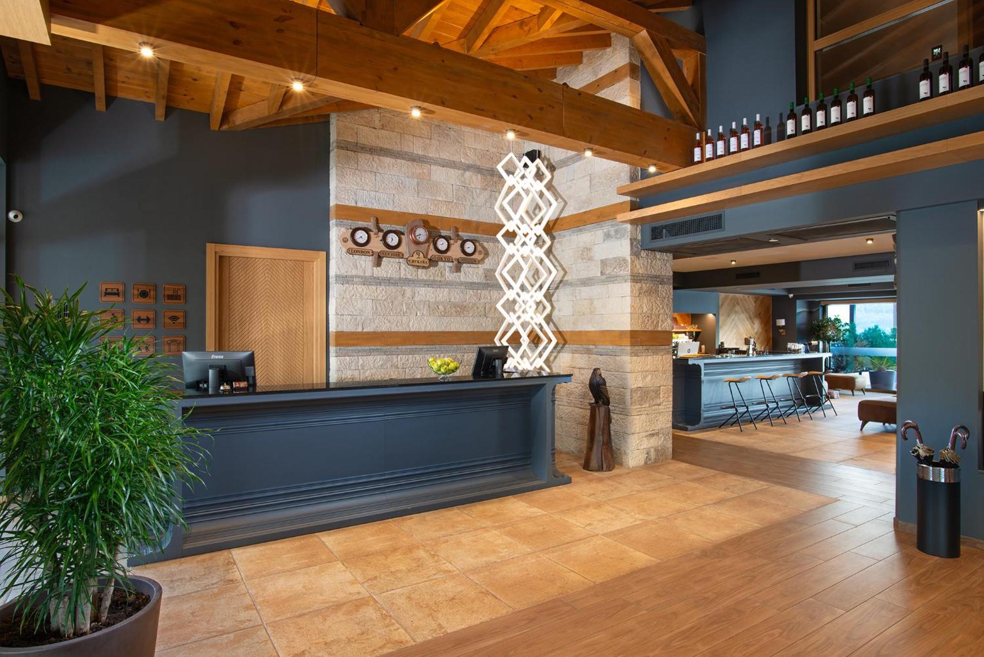 Wine&SPA Hotel Chukara Tryavna Bagian luar foto